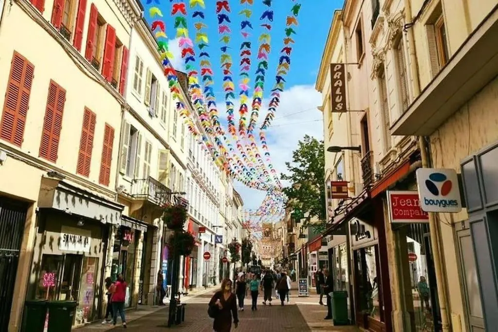 Les Ateliers D'Art Bed & Breakfast Roanne France