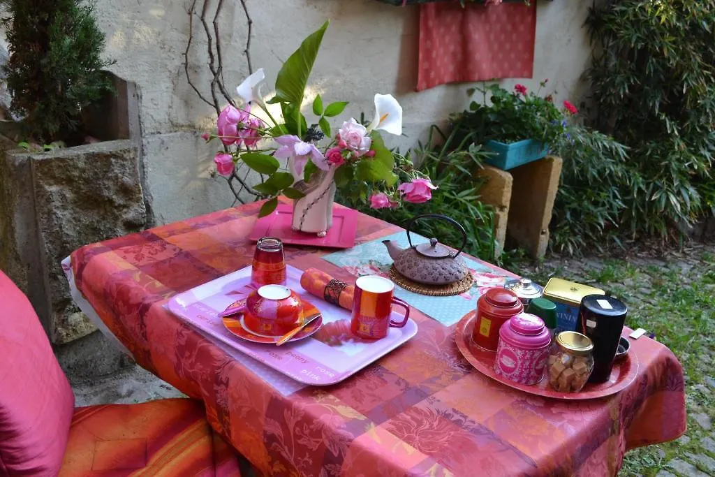 Les Ateliers D'Art Bed & Breakfast Roanne